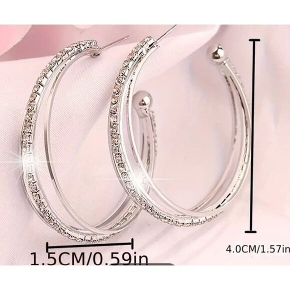 Elegant Silver Tone Rhinestone Hoop Earrings‎ - Picture 3 of 3